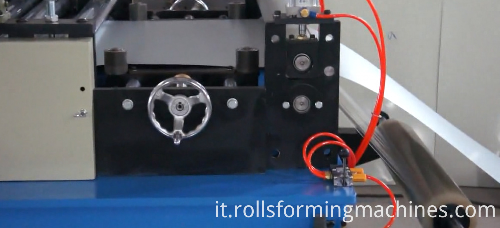 Rotolo del pannello sandwich che forma macchina Sandwich Panel Roll Forming Machine